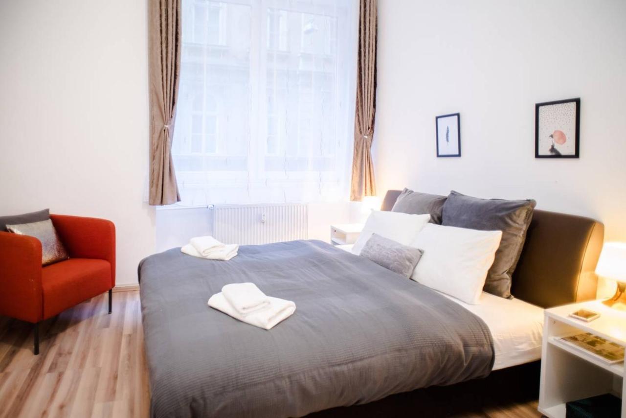 Very Central Spacious Ac Apartment بودابست المظهر الخارجي الصورة